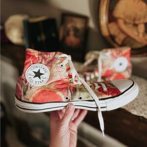 EXCELLENT condition - Converse High Top Sneakers - Citrus Floral